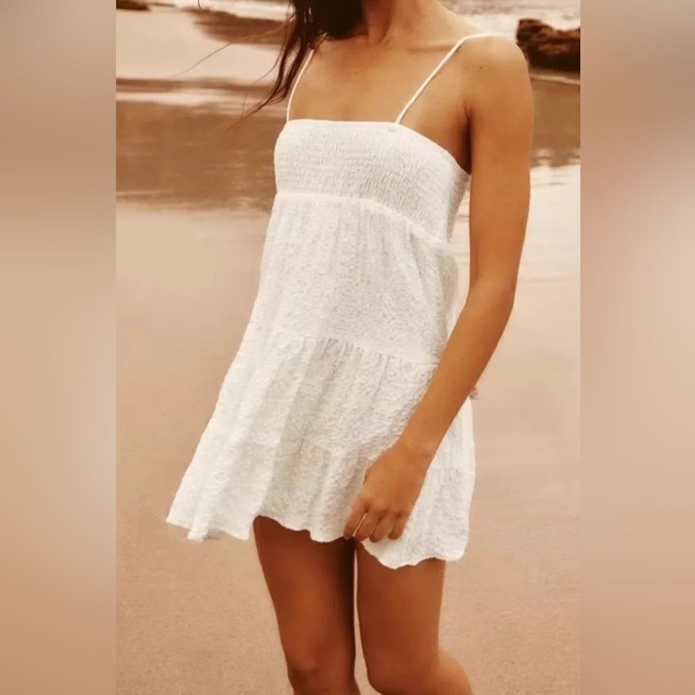 Zara white Muslin Tiered and smocked mini dress Medium